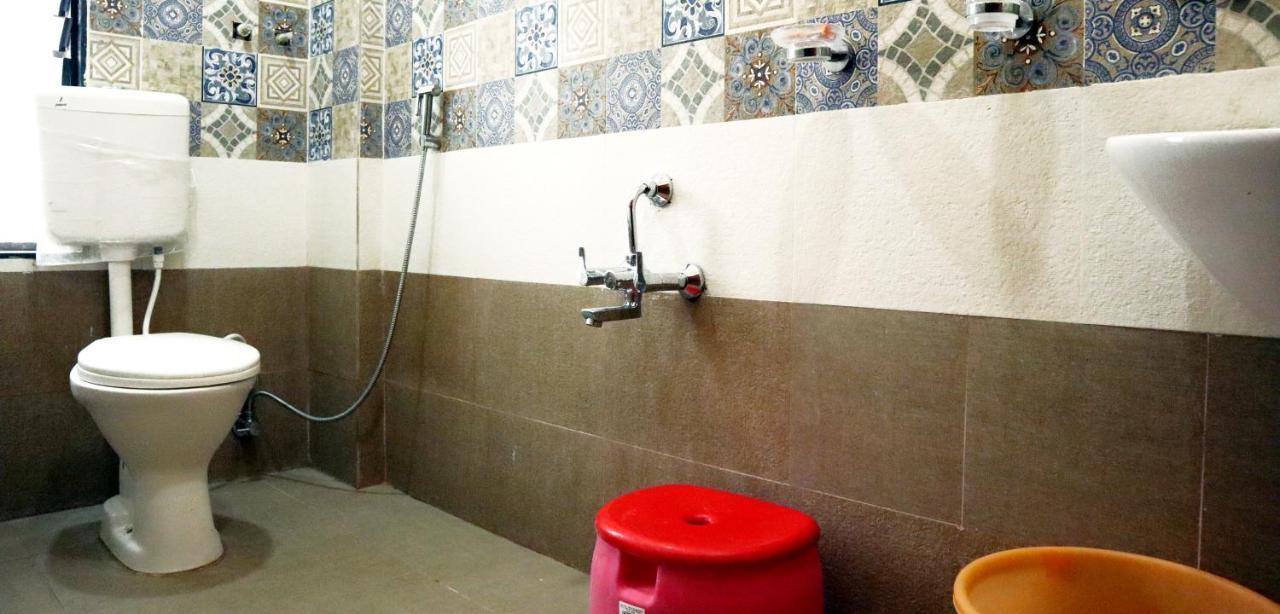 שירדי Hotel United House מראה חיצוני תמונה
