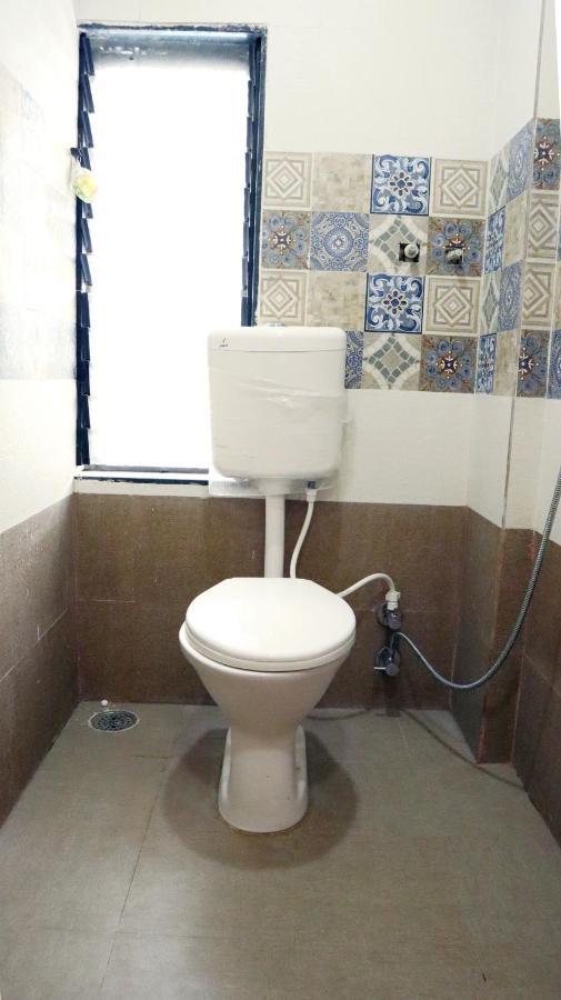 שירדי Hotel United House מראה חיצוני תמונה